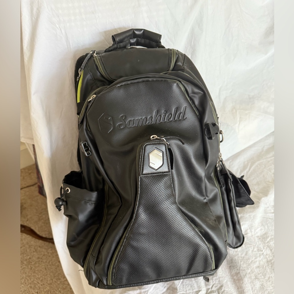 NEW Samshield Iconpack in Black.